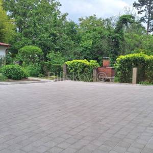 Najam, Maksimir, poslovni prostor 90m2 u prizemlju kuće, parking