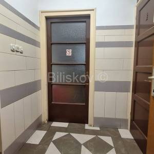 Najam, Maksimir, poslovni prostor 90m2 u prizemlju kuće, parking