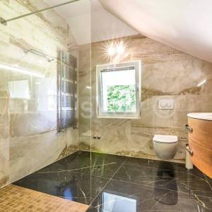 Najam, Zagreb, Šestine, luksuzna vila 300m2 s grijanim bazenom