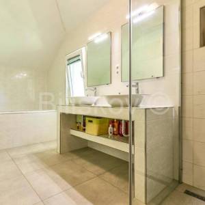 Najam, Zagreb, Šestine, luksuzna vila 300m2 s grijanim bazenom