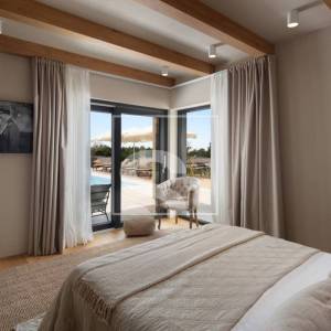 Namještena vila s 5 spavaćih soba, wellnessom, pogled more