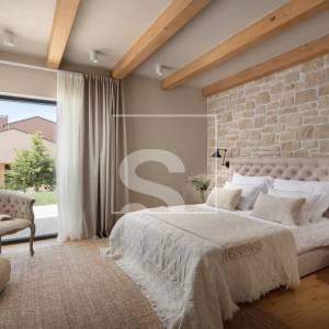 Namještena vila s 5 spavaćih soba, wellnessom, pogled more