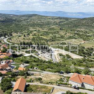 Nerežišća, Brač, građevinsko zemljište s pogledom, 450m2