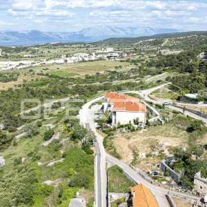 Nerežišća, Brač, građevinsko zemljište s pogledom, 450m2
