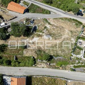 Nerežišća, Brač, građevinsko zemljište s pogledom, 450m2