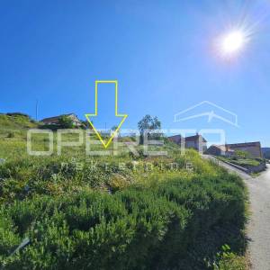 Nerežišća, Brač, građevinsko zemljište s pogledom, 450m2