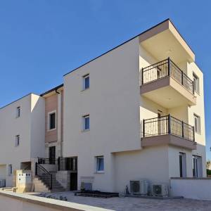 NJIVICE - Apartman u novogradnji s pogledom na more