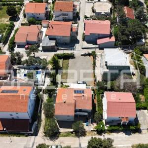 Novalja – trosobni apartman 85 m², 500 m od mora