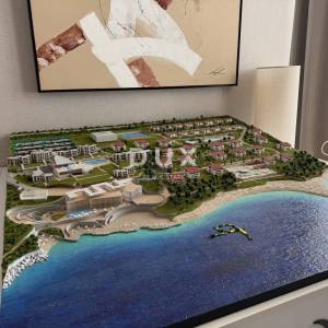 NOVI VINODOLSKI - Penthouse prvi red do mora s hotelskim sadržajem