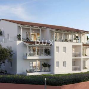 NOVI VINODOLSKI – Stan od 65m² u ekskluzivnom resortu, prvi red do mora s privatnom plažom