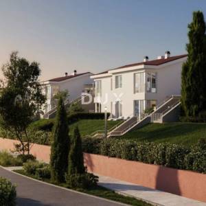 NOVI VINODOLSKI – Stan od 63m² u ekskluzivnom resortu, prvi red do mora s privatnom plažom