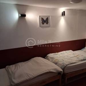 NOVI ZAGREB/JAKUŠEVAC/KUĆA ZA NAJAM SA 12 SOBA KAPACITET 33 OSOBA/