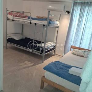 NOVI ZAGREB/JAKUŠEVAC/KUĆA ZA NAJAM SA 12 SOBA KAPACITET 33 OSOBA/