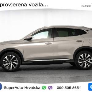 NOVO BYD Seal U 1.5L DM-i Aut. Comfort 218 KS, LED+ACC+GR SJED+360+PANO+VIRT