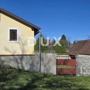 OGULIN, TOUNJ- kuća 240m2 odmah do rijeke + pomoćni objekt 150m2 + okoliš 3500m2