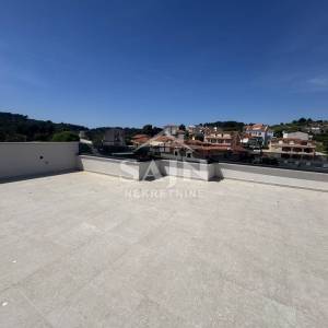 Okrug/Penthouse s krovnom terasom