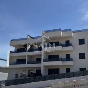 Okrug/Penthouse s krovnom terasom