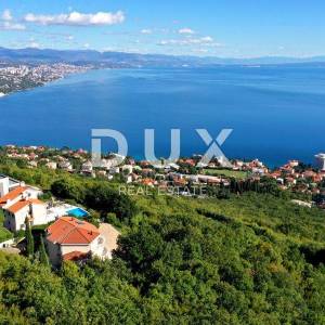 OPATIJA, BREGI - villa s panoramskim pogledom na more i velikom okućnicom! PRILIKA!