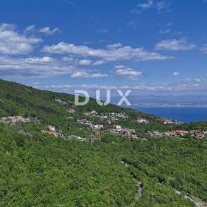 OPATIJA, BRSEČ (okolica) - Građevinsko zemljište 1173 m2 s projektnom dokumentacijom i fantastičnim pogledom na more!