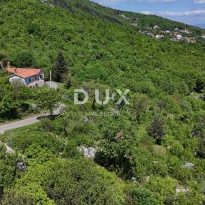 OPATIJA, BRSEČ (okolica) - Građevinsko zemljište 1173 m2 s projektnom dokumentacijom i fantastičnim pogledom na more!