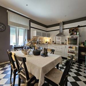 Opatija - centar, 77.74m2, 1s+db, balkon