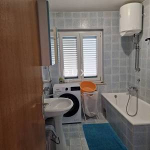 OPATIJA, CENTAR - Dvojna kuća u blizini centra Opatije, 120m2