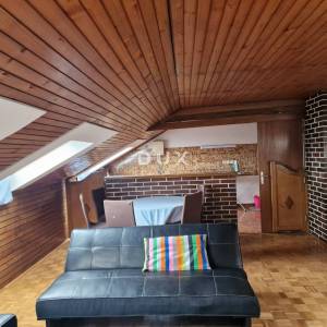 OPATIJA, CENTAR - Dvojna kuća u blizini centra Opatije, 120m2
