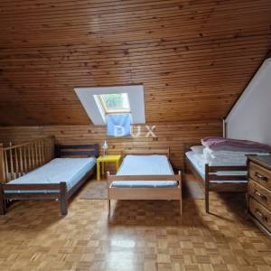 OPATIJA, CENTAR - Dvojna kuća u blizini centra Opatije, 120m2