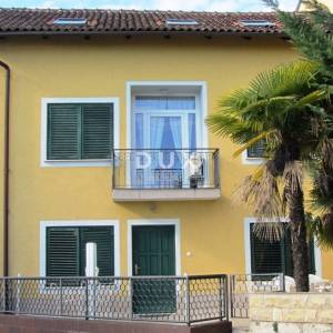 OPATIJA, CENTAR - Dvojna kuća u blizini centra Opatije, 120m2