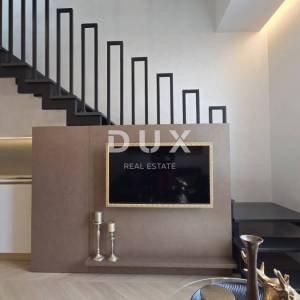 OPATIJA, CENTAR - Luksuzni dvoetažni stan u povijesnoj vili, 86m2