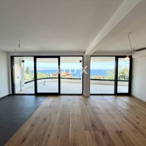 OPATIJA, CENTAR - Novogradnja vrhunskog dizajna s pogledom na more!
