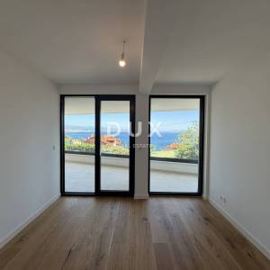 OPATIJA, CENTAR - Novogradnja vrhunskog dizajna s pogledom na more!