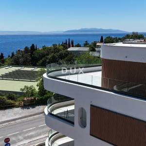 OPATIJA, CENTAR - Novogradnja vrhunskog dizajna s pogledom na more!
