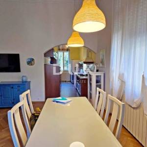 OPATIJA, CENTAR - Otmjeni stan u srcu Opatije, 150 m od mora, 3SDB, 109m2