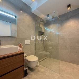 OPATIJA, CENTAR - penthouse drugi red do mora u jednoj od najboljih zgrada u Opatiji