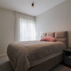 OPATIJA, CENTAR - penthouse drugi red do mora u jednoj od najboljih zgrada u Opatiji