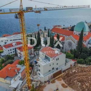 OPATIJA, CENTAR- penthouse 218,82m², DB+3S, s panoramskim pogledom na more 200m od plaže - S9