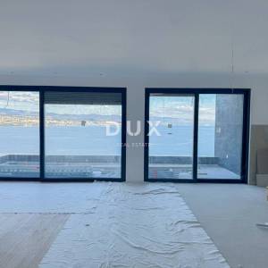 OPATIJA, CENTAR - penthouse s pogledom u novogradnji iznad centra Opatije 