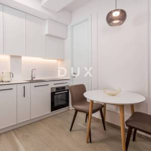 OPATIJA, CENTAR – Prilika: luksuzni studio preko puta hotela Milenij, direktno u centru, blizu plaže i Lungomare