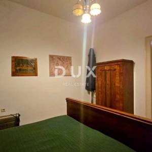 OPATIJA, CENTAR - Stan u austrougarskoj vili, 150 m od mora, 63m2