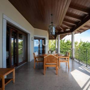 OPATIJA, IČIĆI - Unikatna luksuzna vila s bazenom i panoramskim pogledom