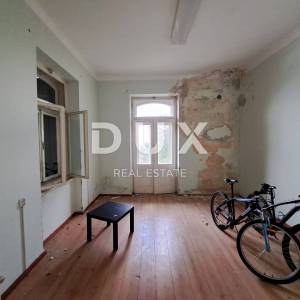 OPATIJA, LOVRAN- austrougarska villa- hotel 700m2 za adaptaciju 2.RED DO MORA + okoliš 1000m2