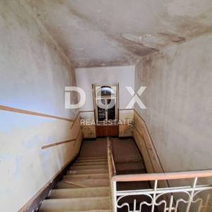 OPATIJA, LOVRAN- austrougarska villa- hotel 700m2 za adaptaciju 2.RED DO MORA + okoliš 1000m2