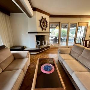 OPATIJA, LOVRAN - Samostojeća kuća 50 m od centra, 150 m od mora