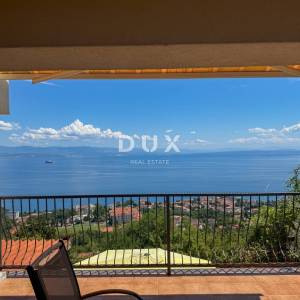 OPATIJA, LOVRAN - samostojeća kuća s garažom i panoramskim pogledom na more, PRILIKA