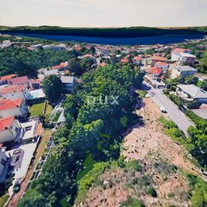 OPATIJA, MATULJI- građevinsko zemljište 850m2 u blizini centra s pogledom na more za stambenu zgradu stanove/ obiteljsku kuću ...