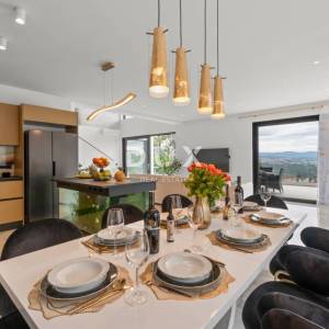 OPATIJA, MATULJI – Luksuzna villa s infinity bazenom, saunom i panoramskim pogledom na more