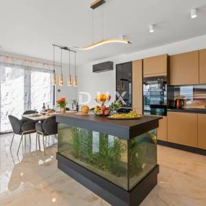 OPATIJA, MATULJI – Luksuzna villa s infinity bazenom, saunom i panoramskim pogledom na more