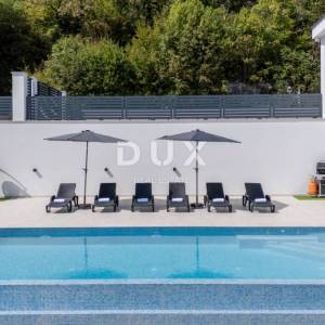 OPATIJA, MATULJI – Luksuzna villa s infinity bazenom, saunom i panoramskim pogledom na more