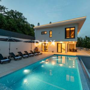 OPATIJA, MATULJI – Luksuzna villa s infinity bazenom, saunom i panoramskim pogledom na more